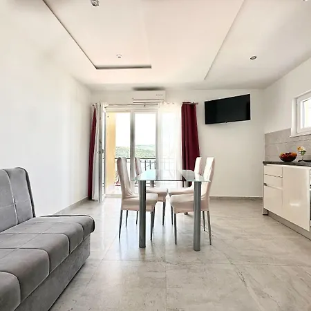 Vini Appartement *