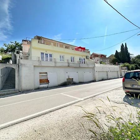 Vini Trogir
